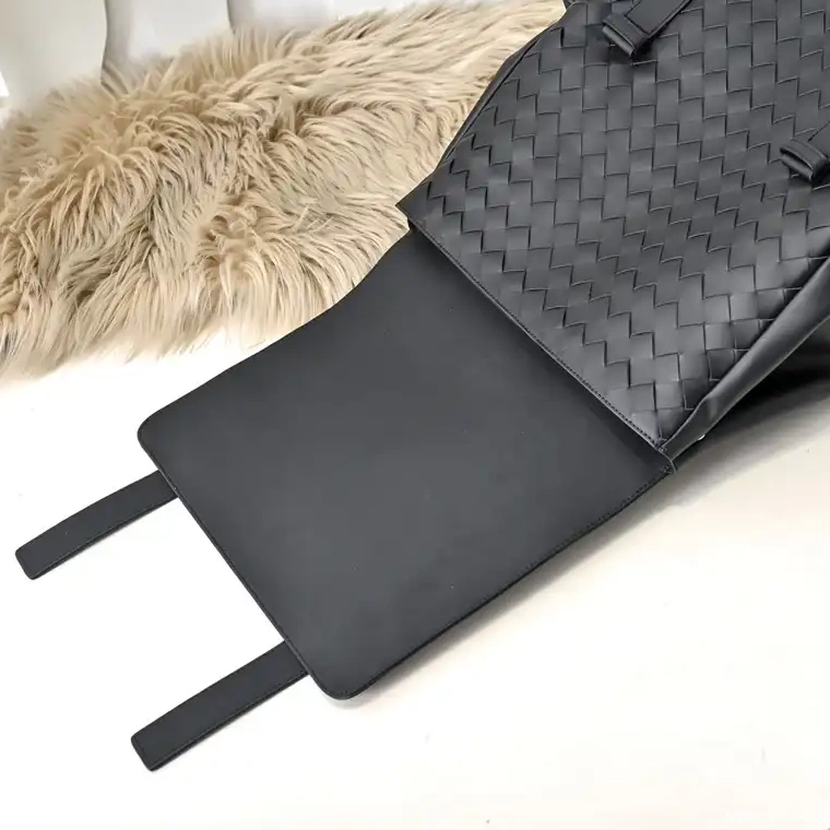 Brother Sam Bottega Bags 2411YA0040 Veneta 0822